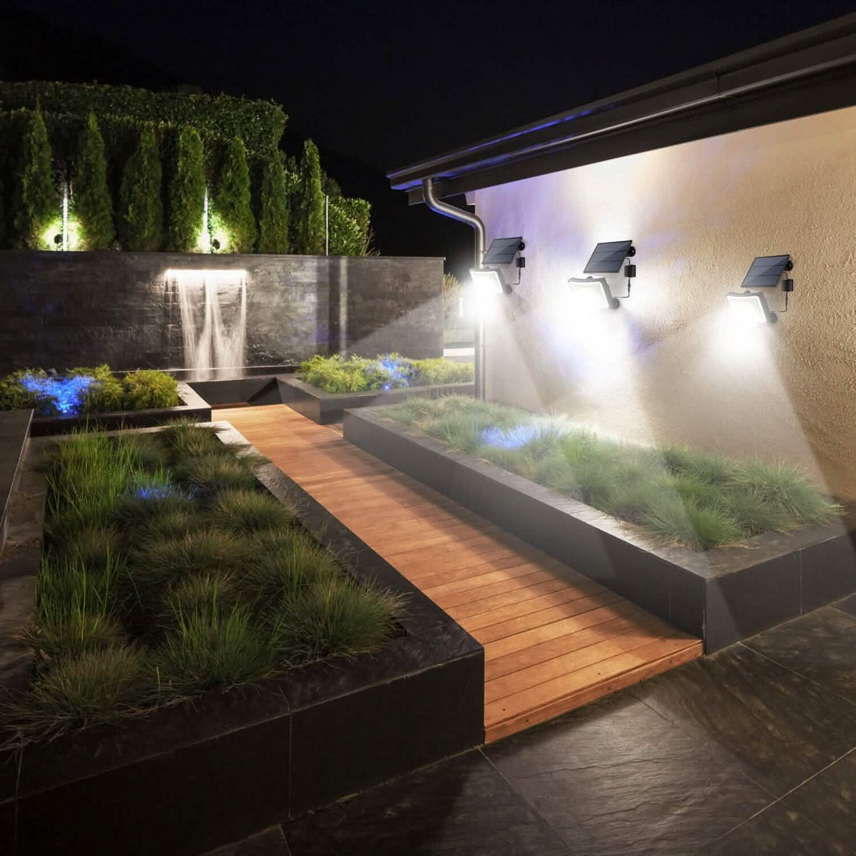 Solar Powered Flood Light Solar IP65 Waterproof Motion Sensor with Remote - A-1 Thread Vault