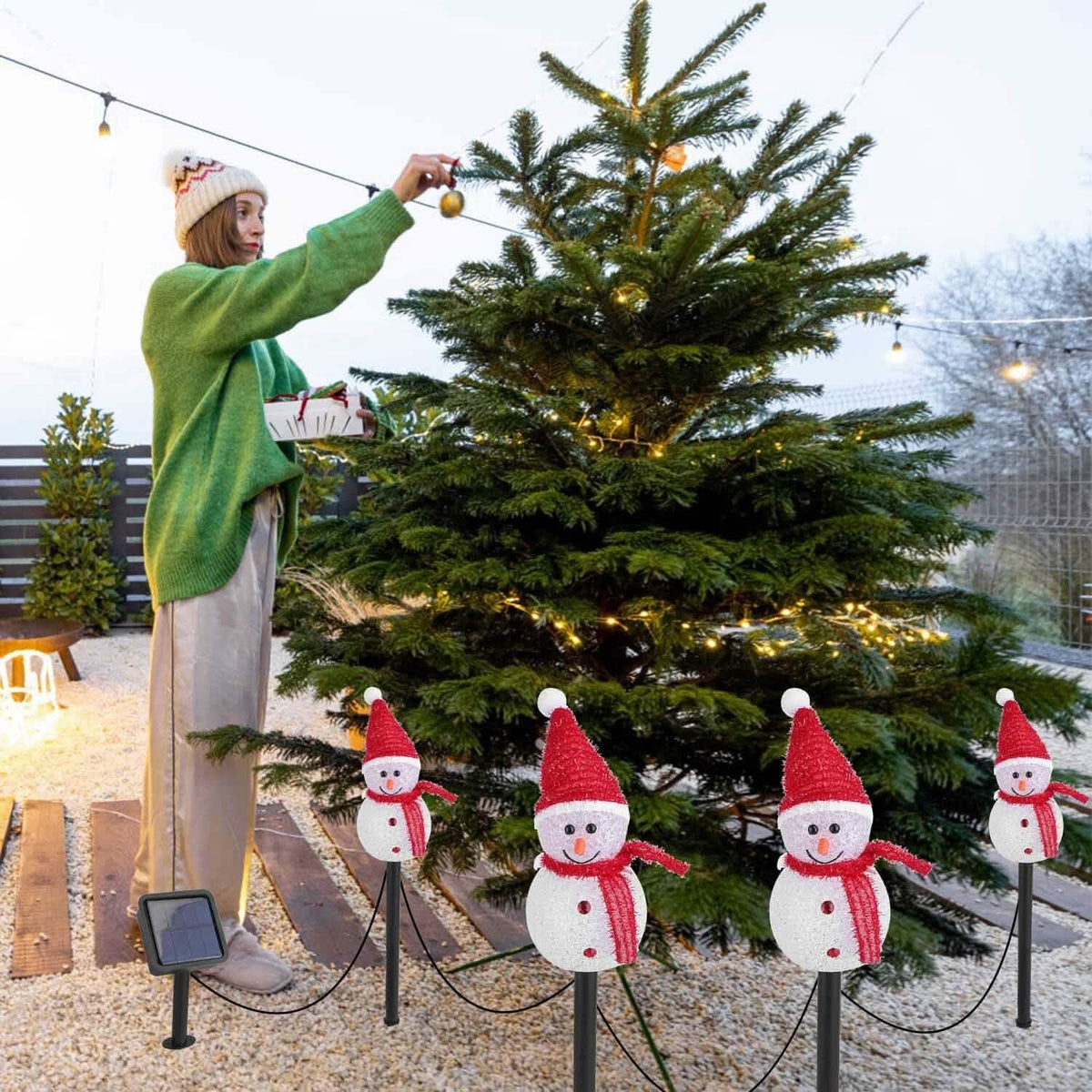 Solar Powered Lamp 3 Snowmen Garden Stake Light - A-1 Thread Vault