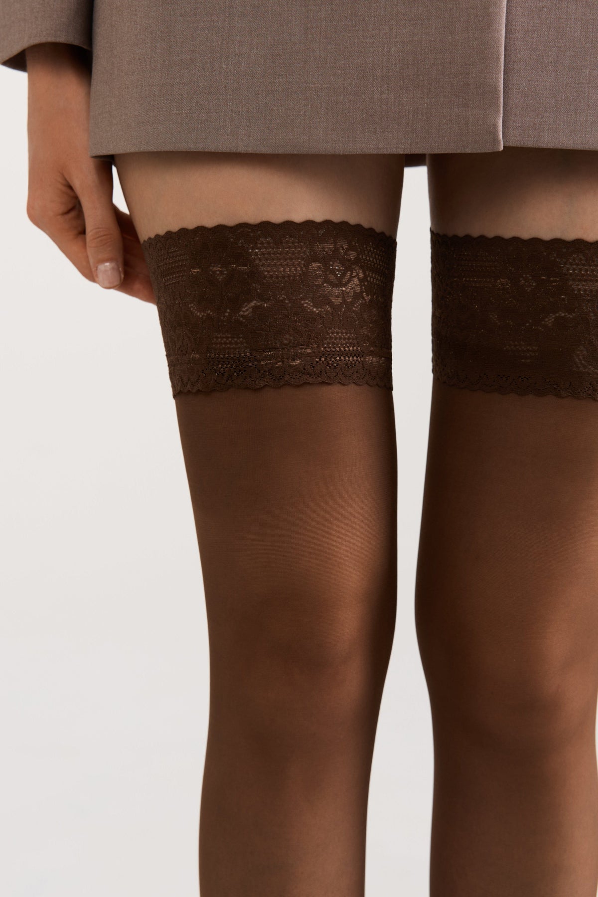 Stockings Conte Class 20 Den - Silicone Lace Top - A-1 Thread Vault