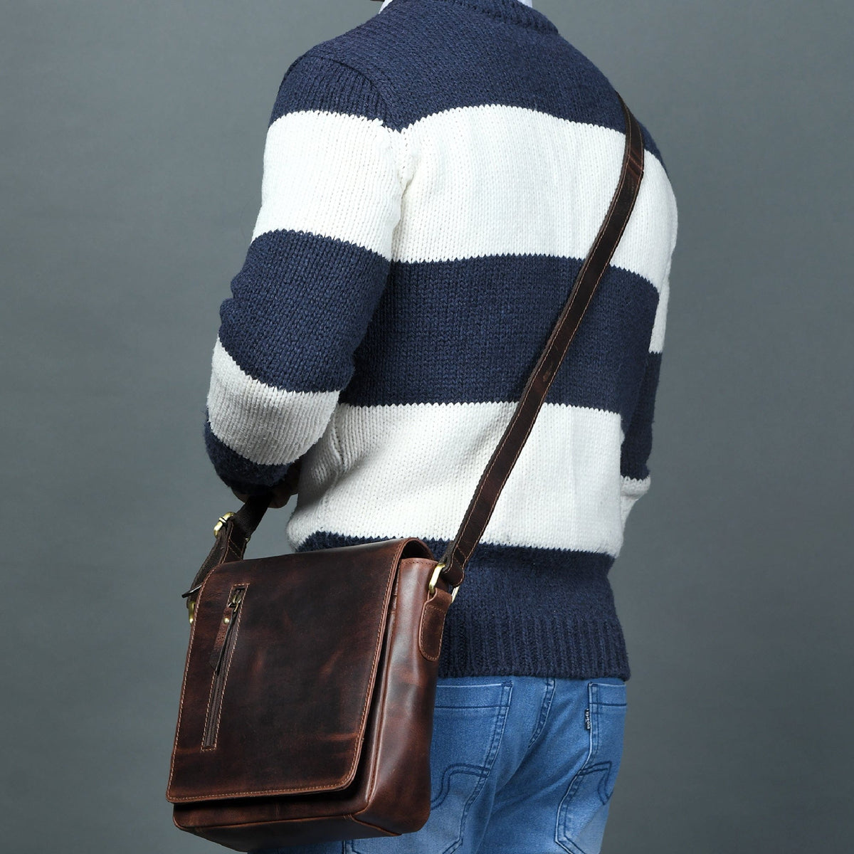 The Barton Crossbody - A-1 Thread Vault