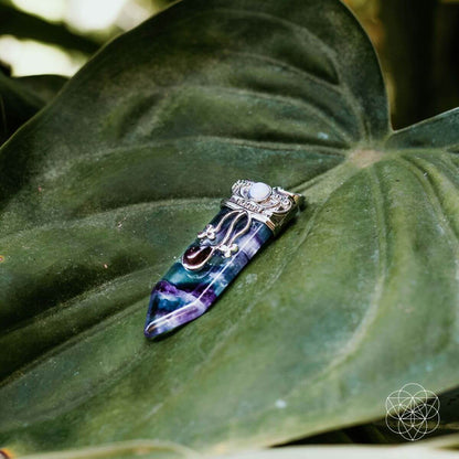 The Self-Control Pendant - A-1 Thread Vault