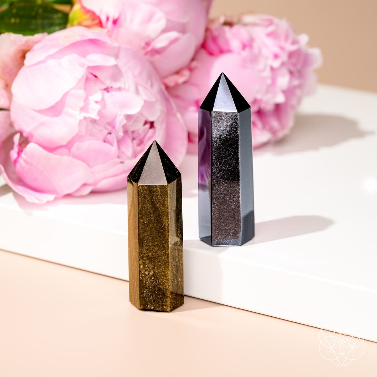 The Upper Hand – Gold & Silver Sheen Obsidian Points - A-1 Thread Vault