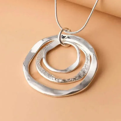 Three Rings Design Pendant Necklace - A-1 Thread Vault