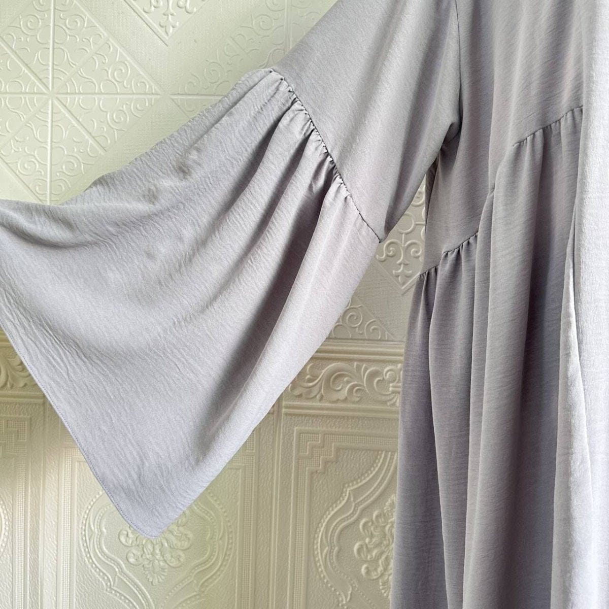 Tiered Bell Sleeve Open Abaya (MOA298) - A-1 Thread Vault