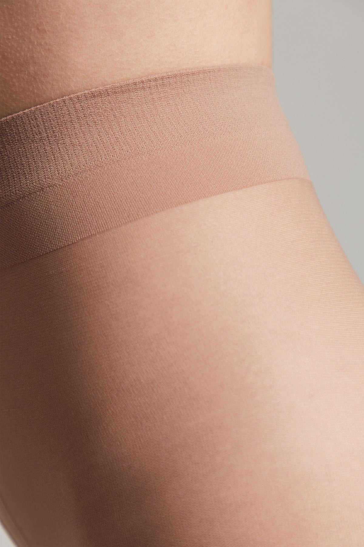 Tights Conte Tango 40 Den - Sheer to Waist Satin Shine - A-1 Thread Vault