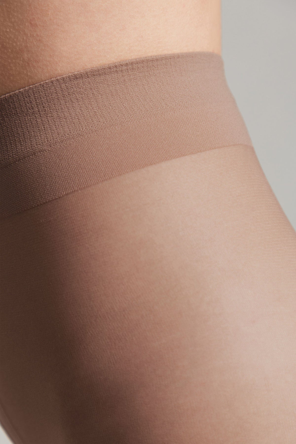 Tights Conte Tango 40 Den - Sheer to Waist Satin Shine - A-1 Thread Vault