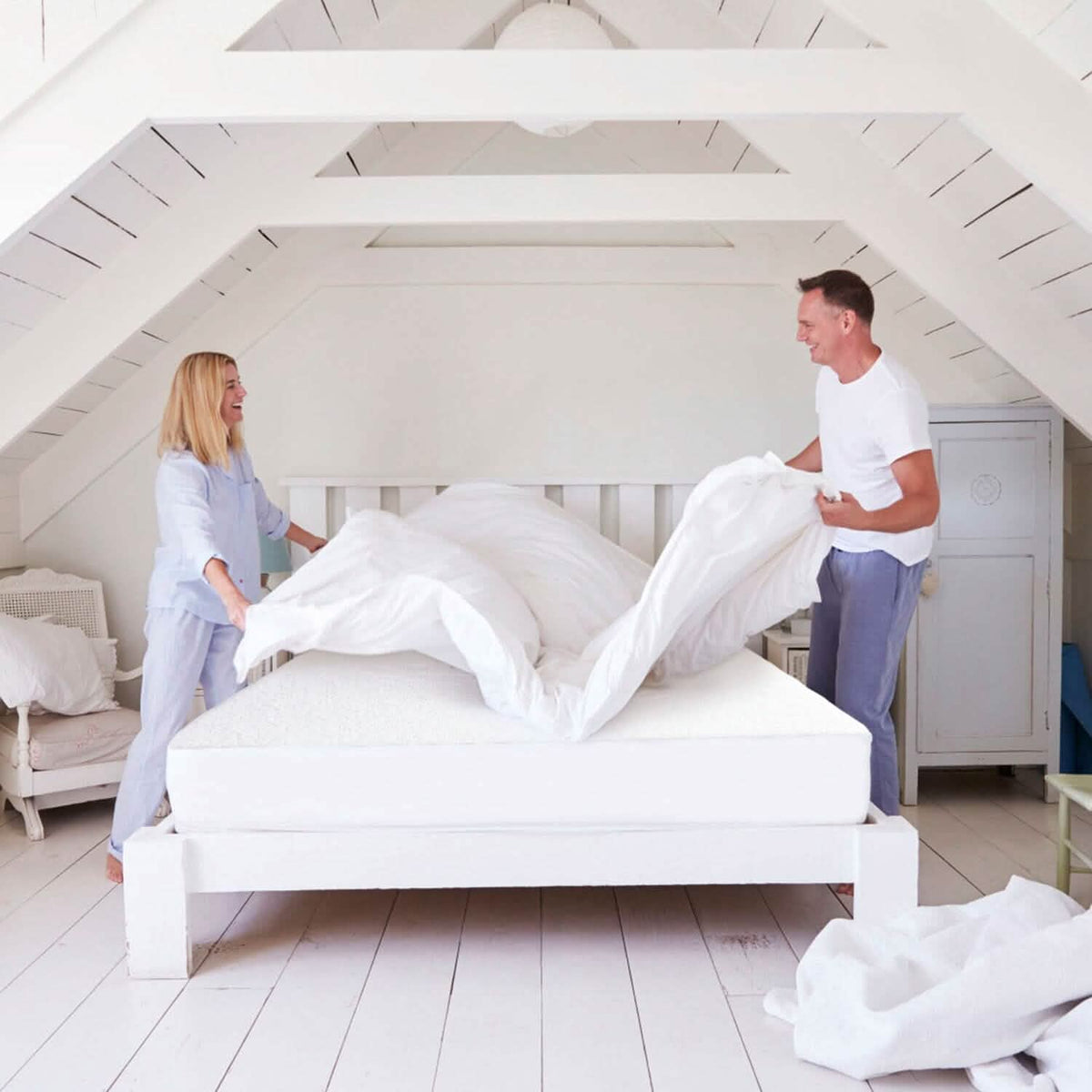 Waterproof Breathable Soft Cotton Mattress Protector - A-1 Thread Vault
