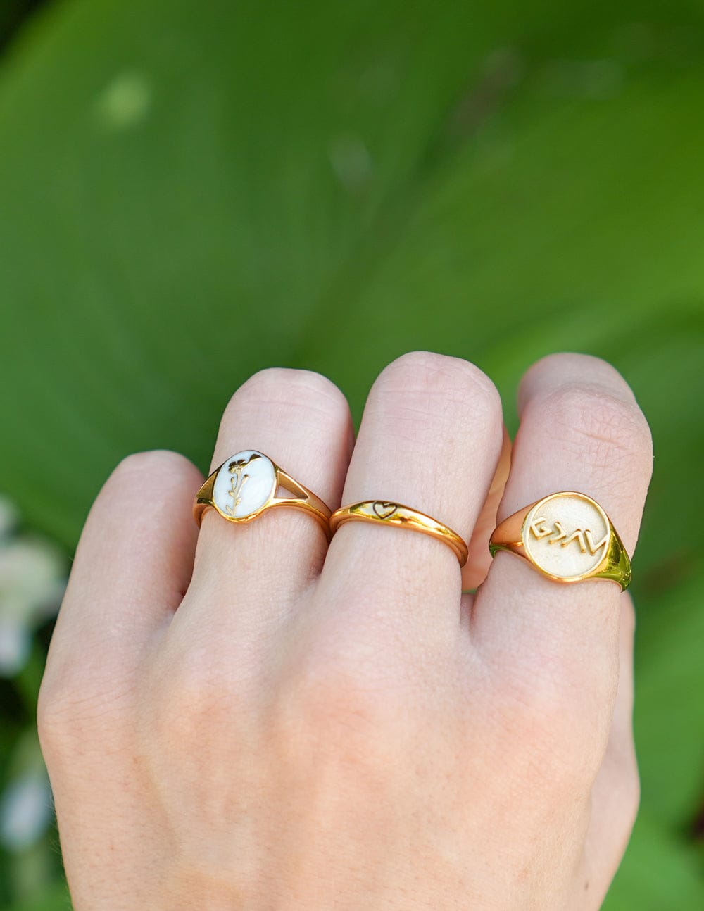 Wildflower Signet Ring - A-1 Thread Vault
