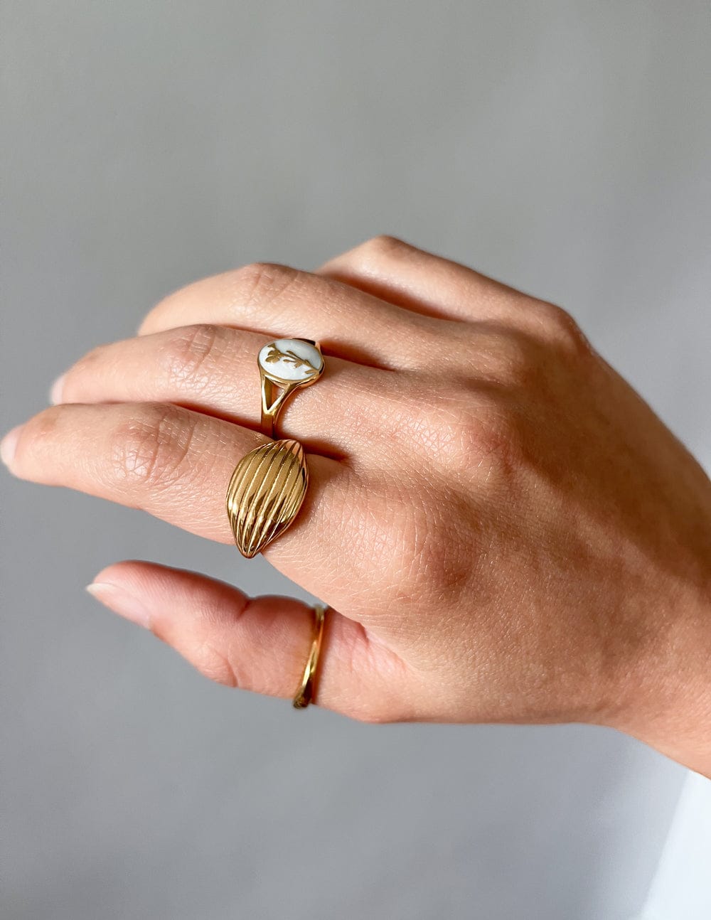 Wildflower Signet Ring - A-1 Thread Vault