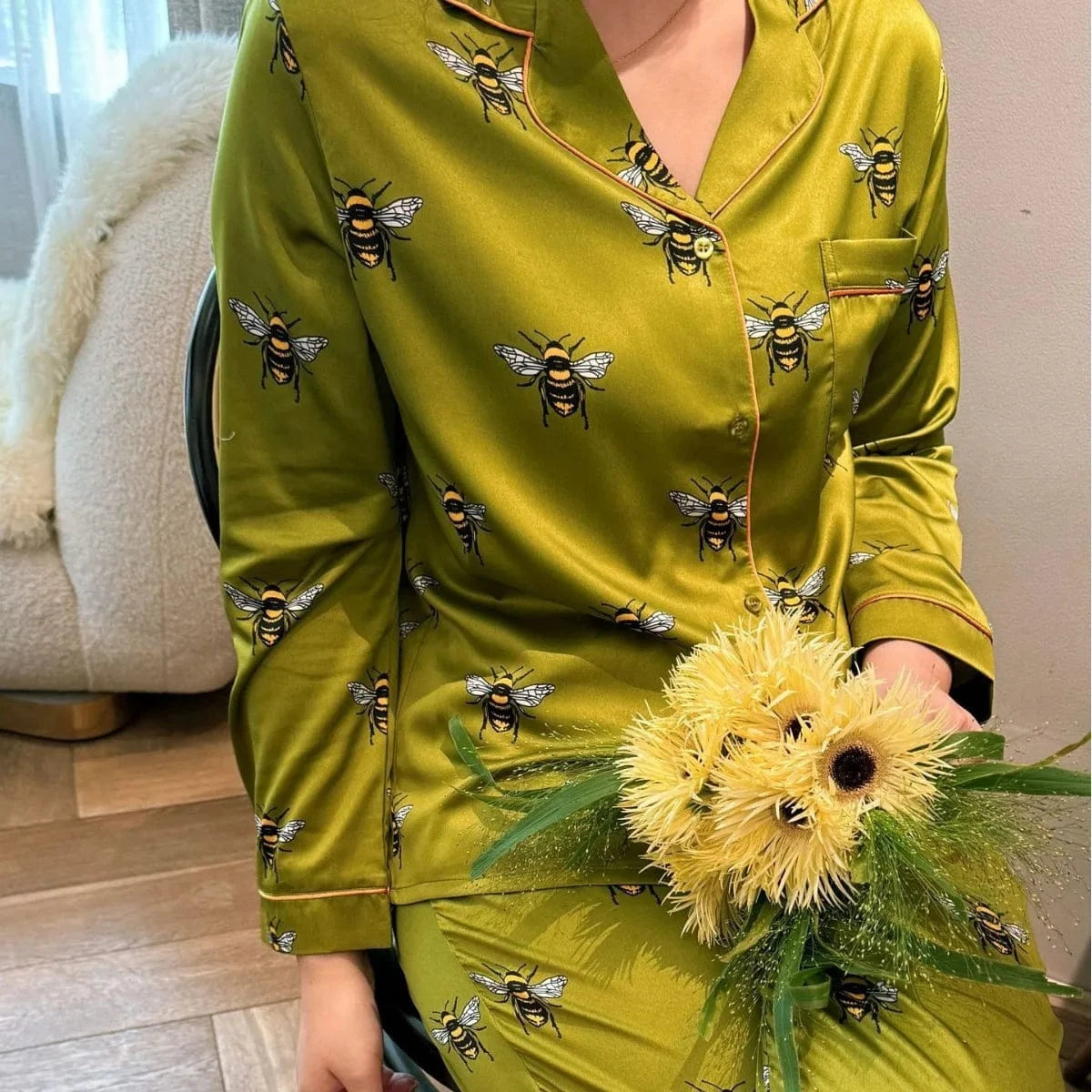 Women Satin Silk Pajamas Set Green Bees Print Pyjama Ice Silk Long Sleeve Lapel Two Piece Set Homewear Spring Autumn Fashion New - A-1 Thread Vault