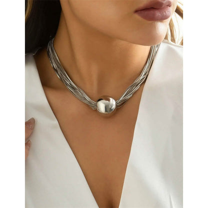 Women's Contemporary Street Geometry Necklace - A-1 Thread Vault