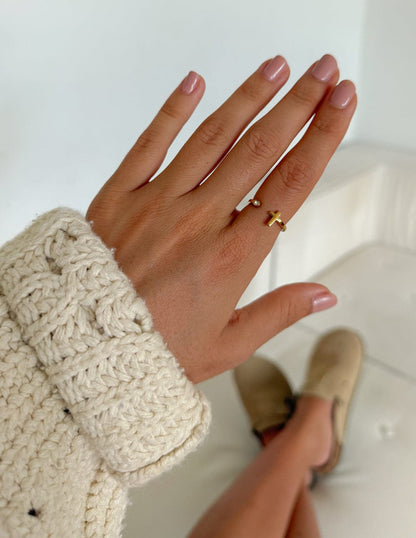 Wrapped Cross Gem Ring - A-1 Thread Vault