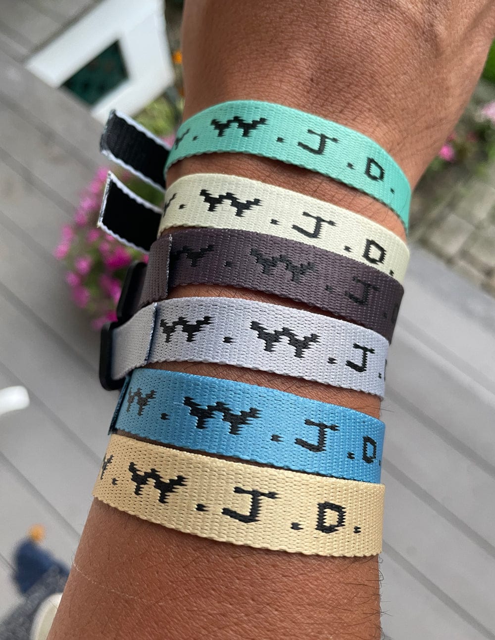 WWJD Surf Bracelet Pack - A-1 Thread Vault
