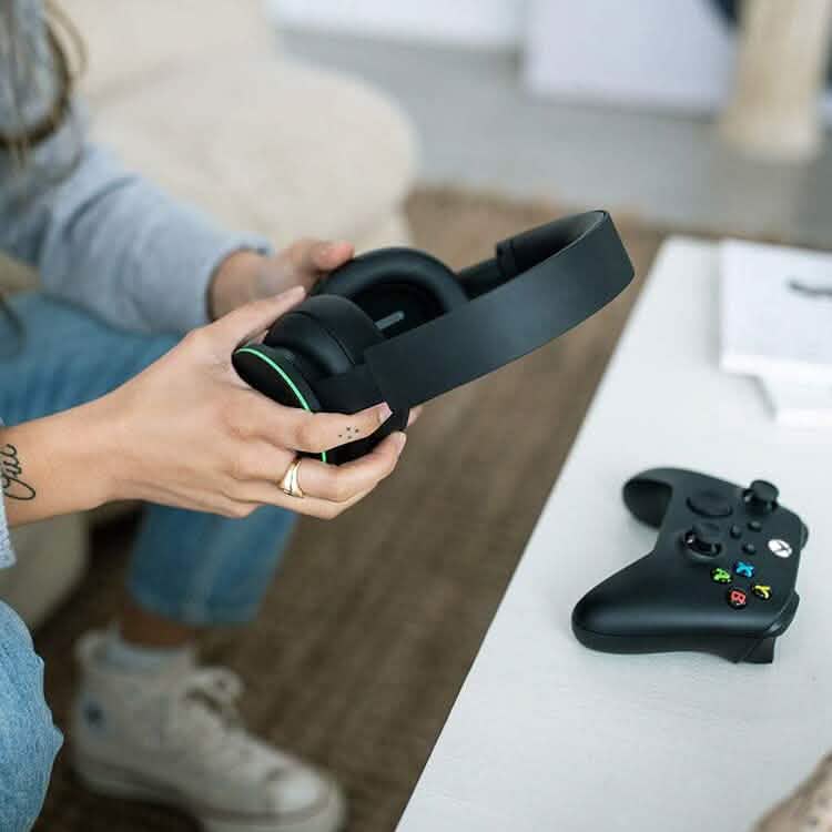 Xbox Wireless Headset (Refurbished) - A-1 Thread Vault