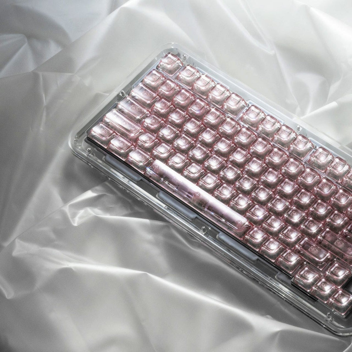 XVX Arctic Transparent SA Profile Double-Shot PC Keycap Set - A-1 Thread Vault