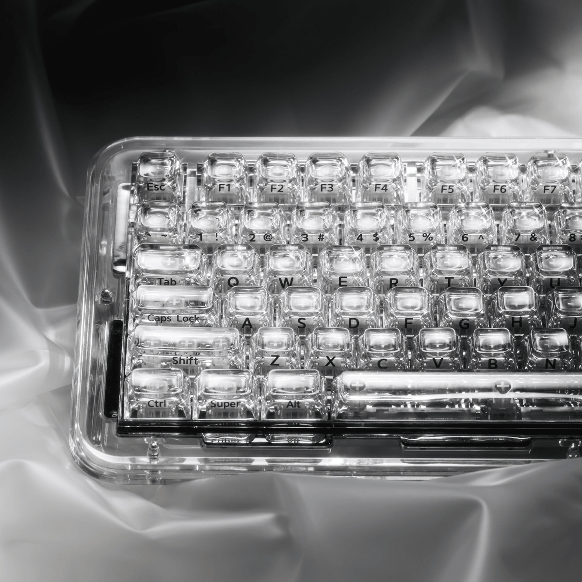 XVX Arctic Transparent SA Profile Double-Shot PC Keycap Set - A-1 Thread Vault