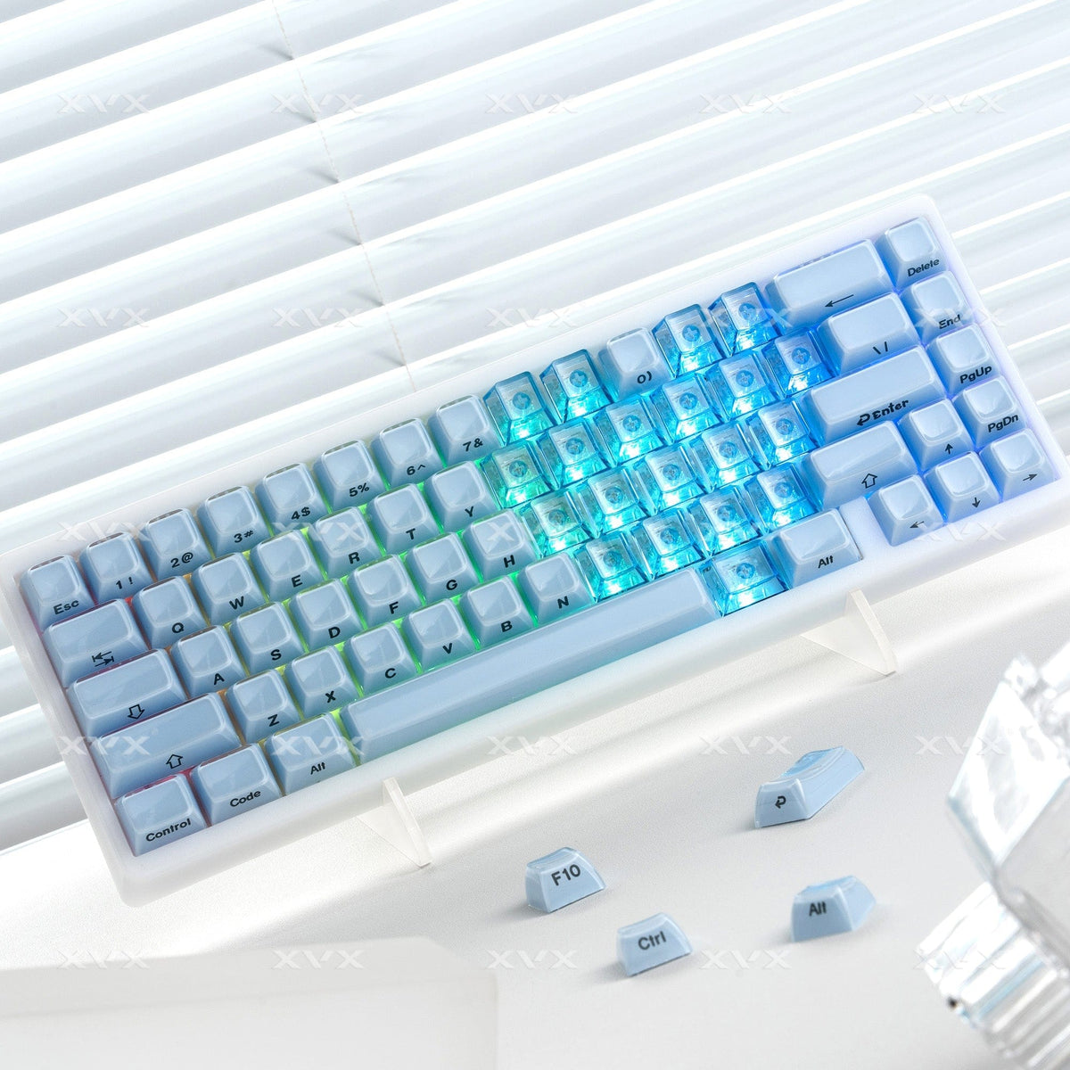 XVX Fizz Heart Series Cherry Profile PC 21-Key Artisan Keycap Set - A-1 Thread Vault