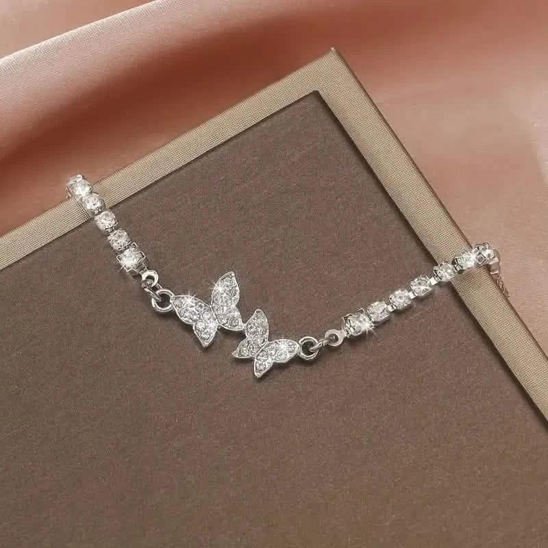 Zinc Alloy Glittering Butterfly Rhinestone Bracelet for Women - A-1 Thread Vault